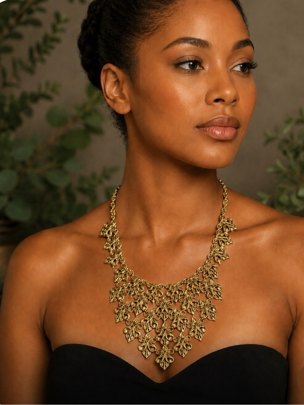 VENDOME Vintage 1960s Cascading Filigree Gold-tone Bib Necklace